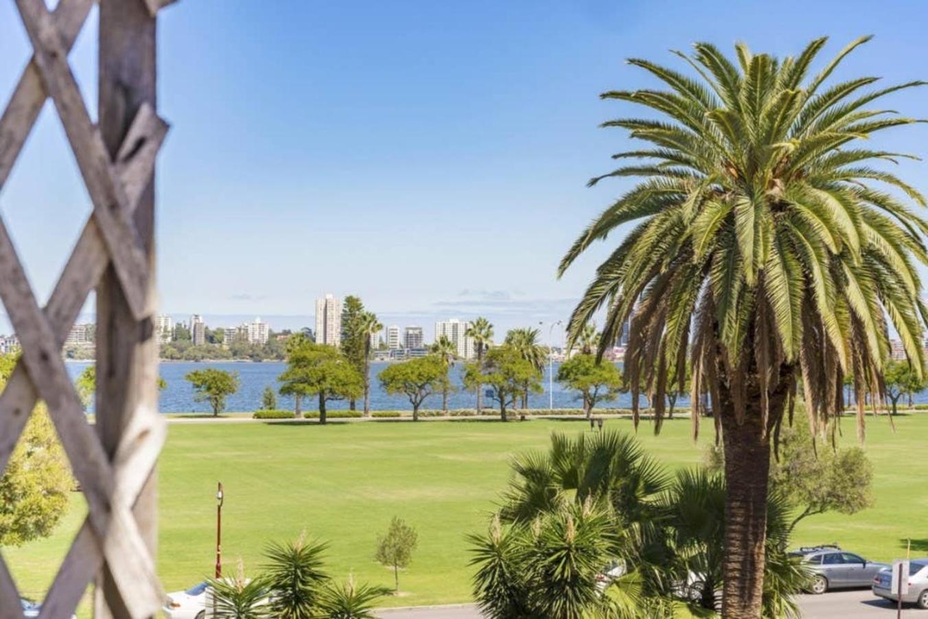 דירות פרת'' 30 Foreshore Fun Swan River 1Brparking מראה חיצוני תמונה